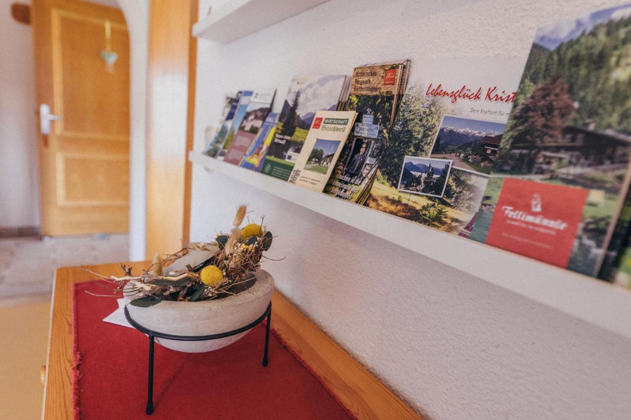 Haus Netzer Apartment Bartholomaeberg Luaran gambar